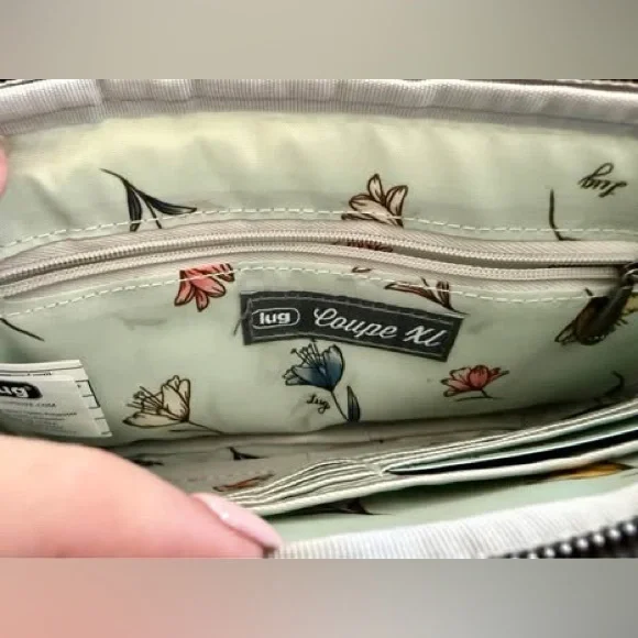 Lug Woven Pattern Crossbody Bag - Light Gray - Picture 3 of 10